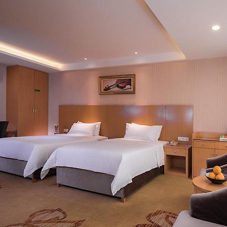 Vienna 3 Best Hotel Dongguan Liaobu Veicle City Bagian luar foto