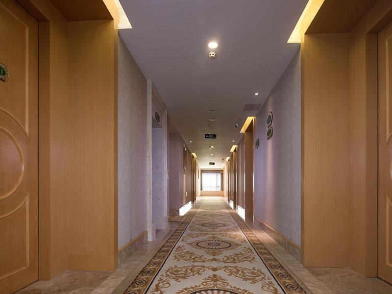 Vienna 3 Best Hotel Dongguan Liaobu Veicle City Bagian luar foto